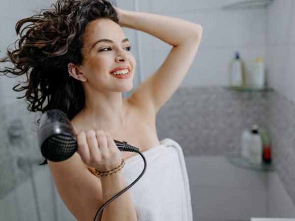 Perawatan Rambut Sederhana untuk Hasil yang Lebih Sehat